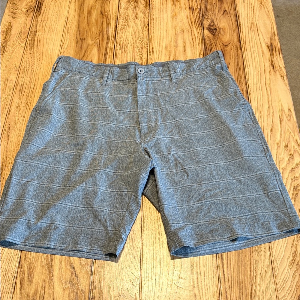Gray & White plaid Flat Front Shorts with Relaxed Fit